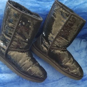 UGG Classic Short Glitter boots